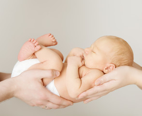 What is the normal weight of a baby at delivery